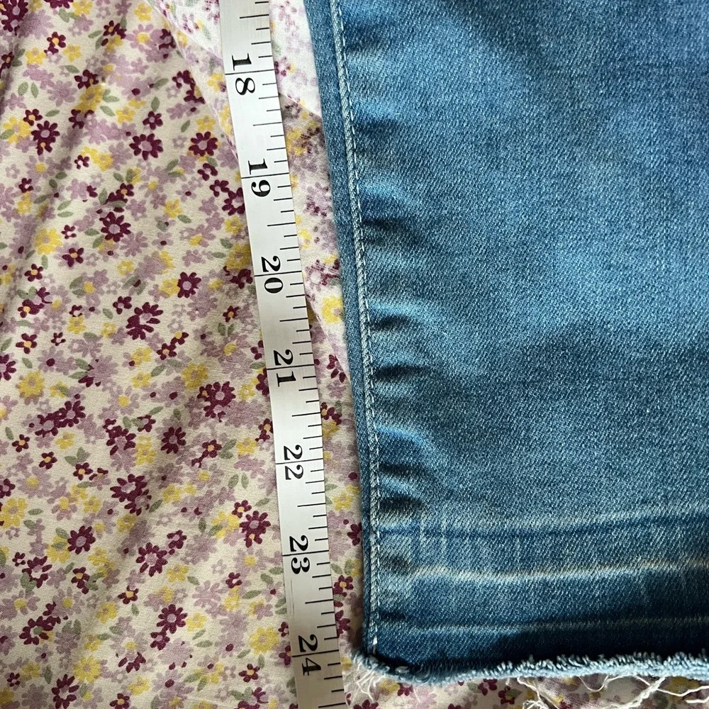 AG Adriano Goldschmied Stevie Capri Jeans Size 28 - Picture 6 of 10